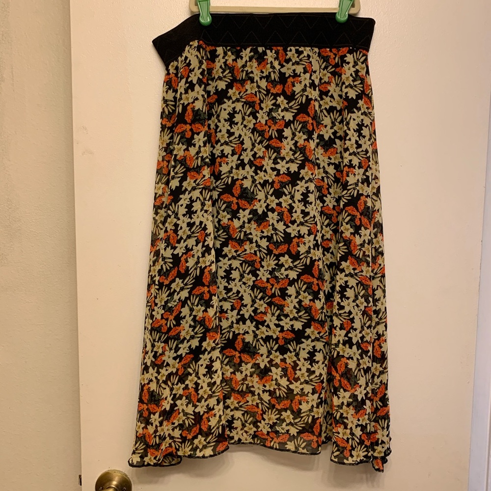 Lularoe Lola
